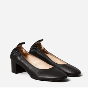 Everlane block heel black pump